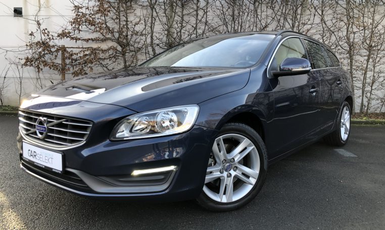 Volvo V60 D4 Momentum