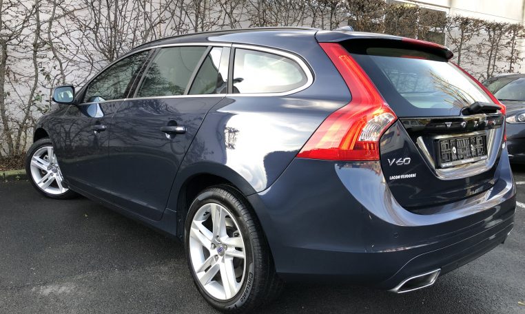 Volvo V60 D4 Momentum