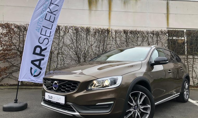 Volvo V60 Cross Country D3 (1)