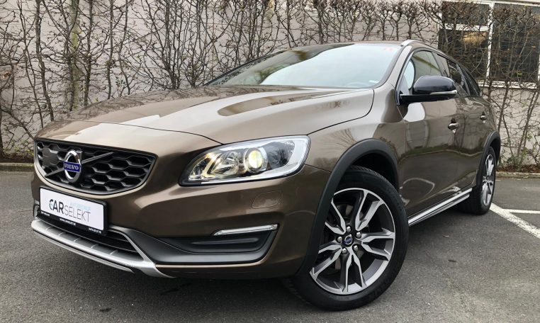 Volvo V60 Cross Country D3 (4)