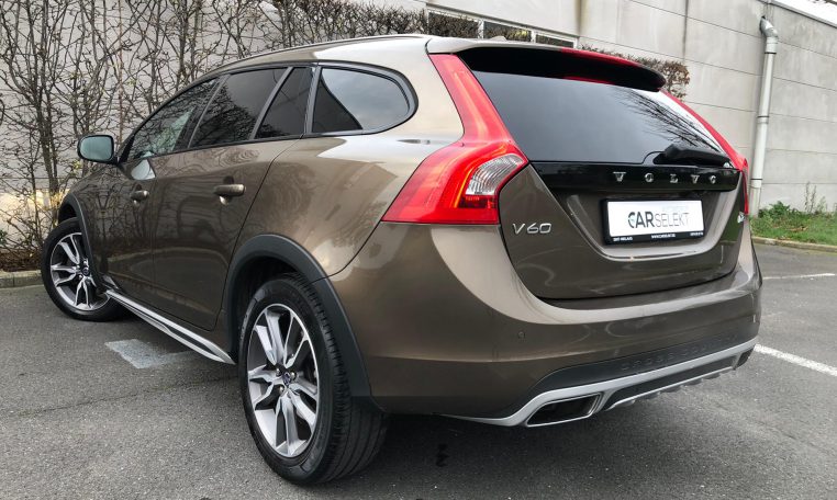 Volvo V60 Cross Country D3 (7)